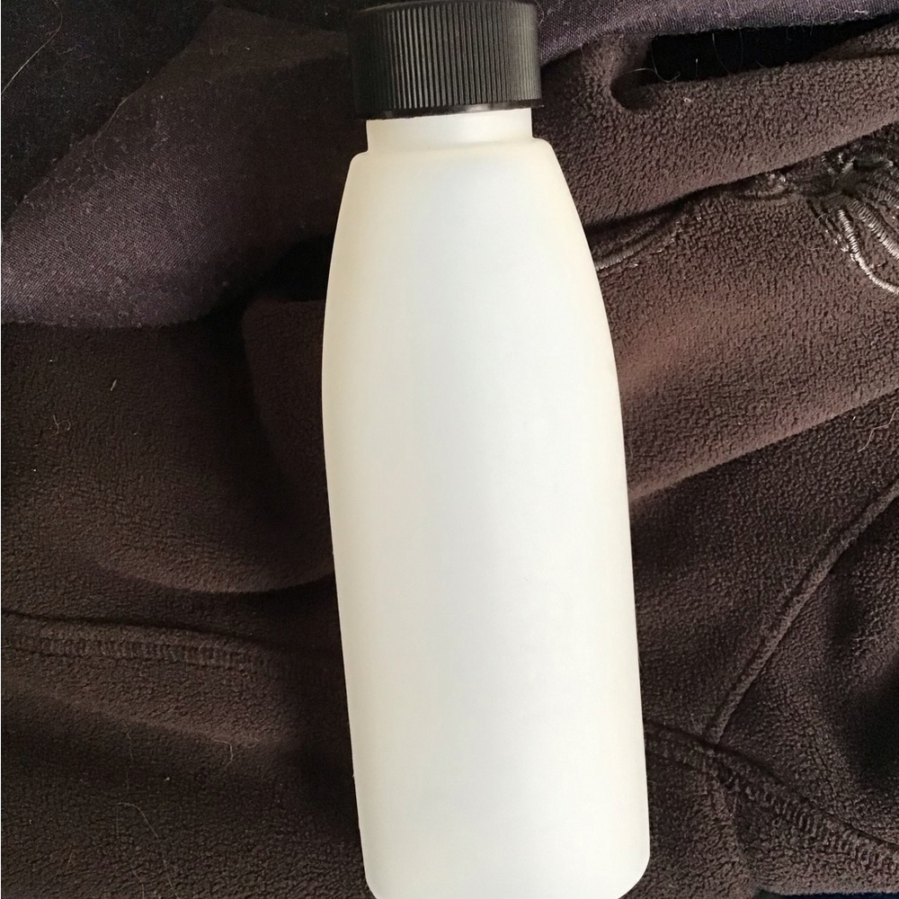 Plastic firm 8 oz tube containers with screw lids. New.per 12